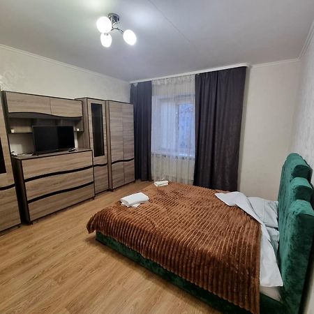 Port City Apartment ลุตสกาย ภายนอก รูปภาพ